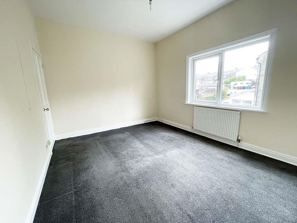 2 bedroom mid terrace house SSTC in Barnoldswick - IMG_5073.jpg